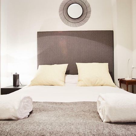 Arenal Carreteria Deluxe Suites By Valcambre Sevilla Eksteriør billede