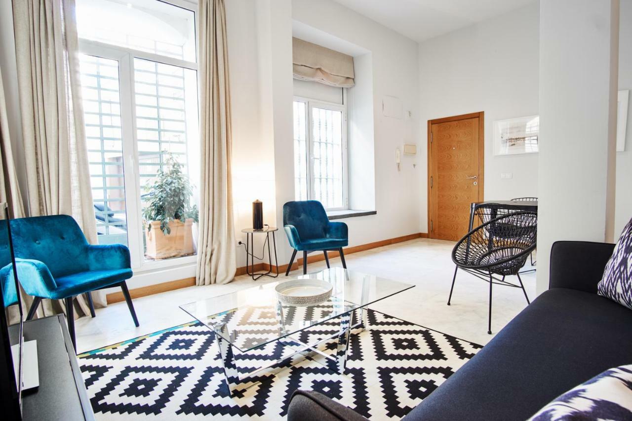 Arenal Carreteria Deluxe Suites By Valcambre Sevilla Eksteriør billede
